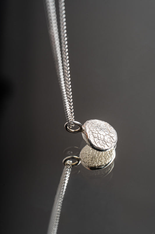 Kétoldalú orrlenyomatos medál (nyaklánc opcióval)