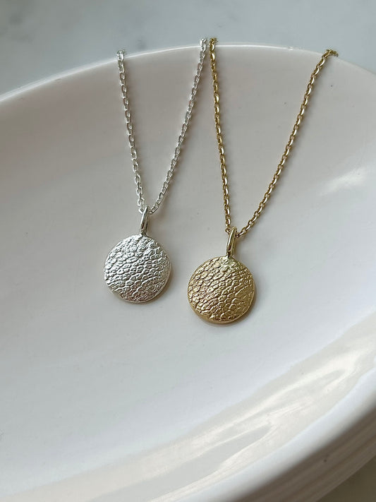 Orrlenyomatos medál (nyaklánc opcióval)