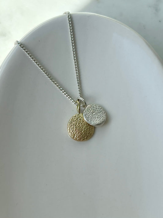 Több orrlenyomatos medál (nyaklánc opcióval)