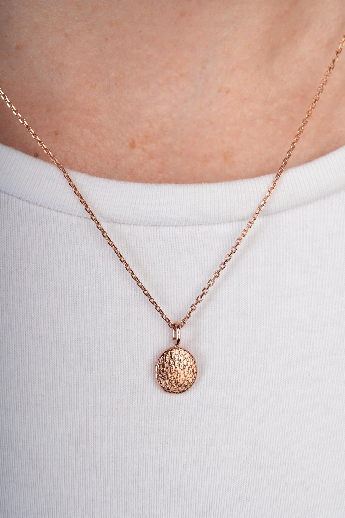 Orrlenyomatos medál (nyaklánc opcióval)